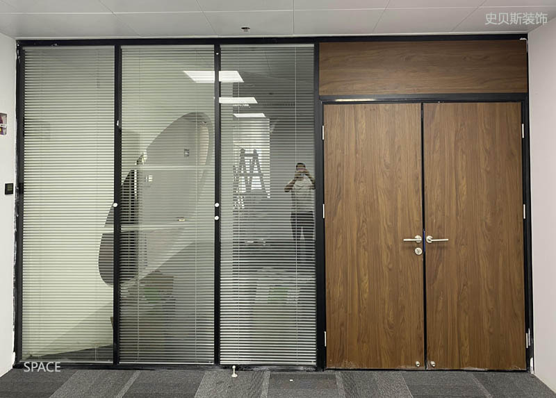 禅城四川办公室玻璃隔断